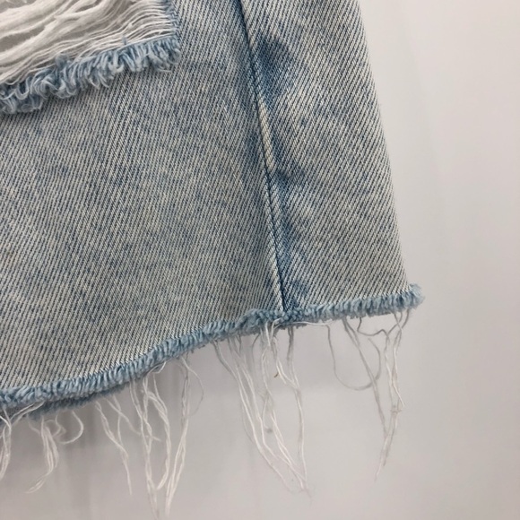 American Eagle 2 High Waisted Denim Mom Shorts distressed 5561 0382 - Picture 5 of 10